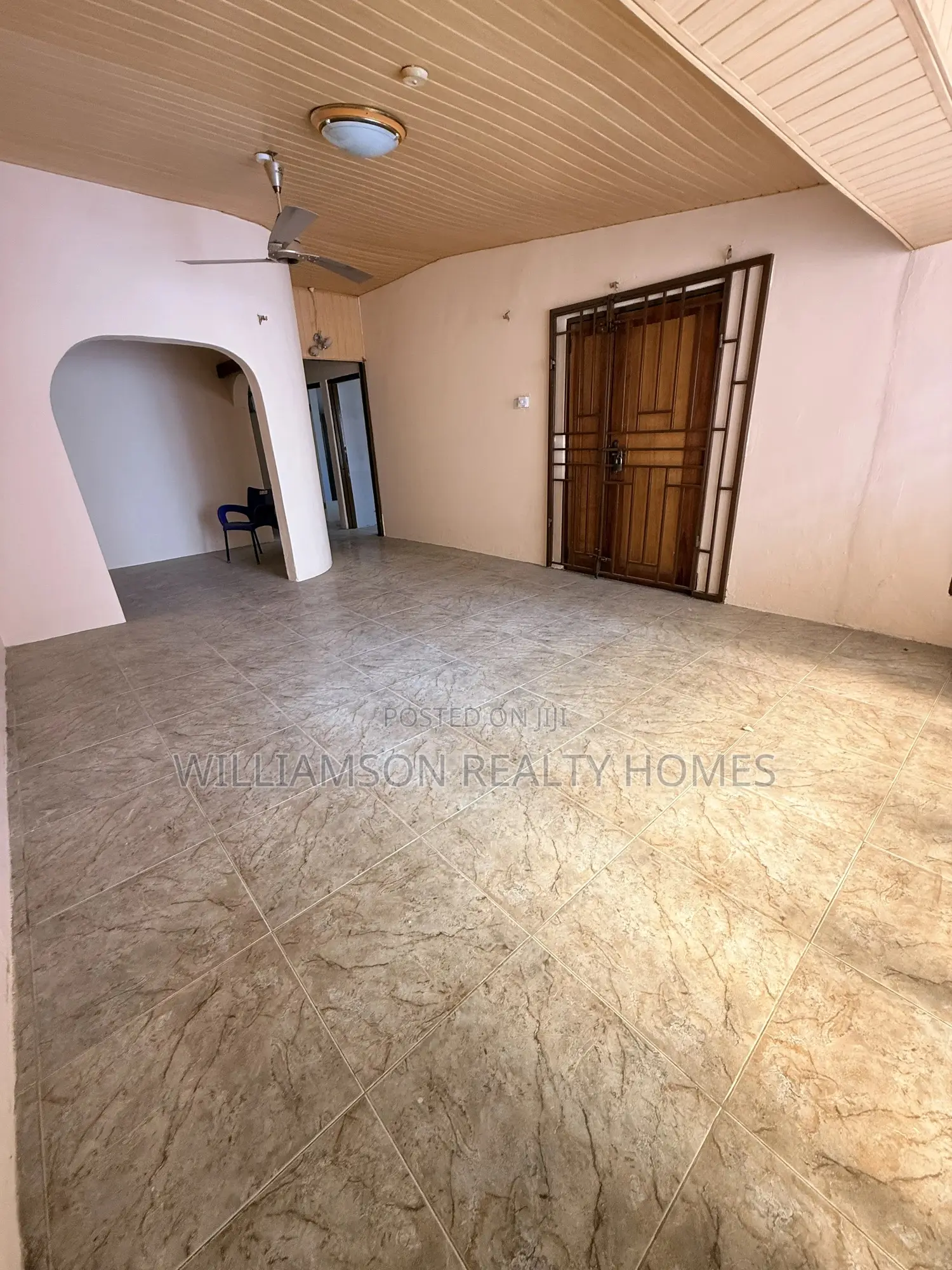 3bdrm House in Community 20 Estate, Spintex for rent