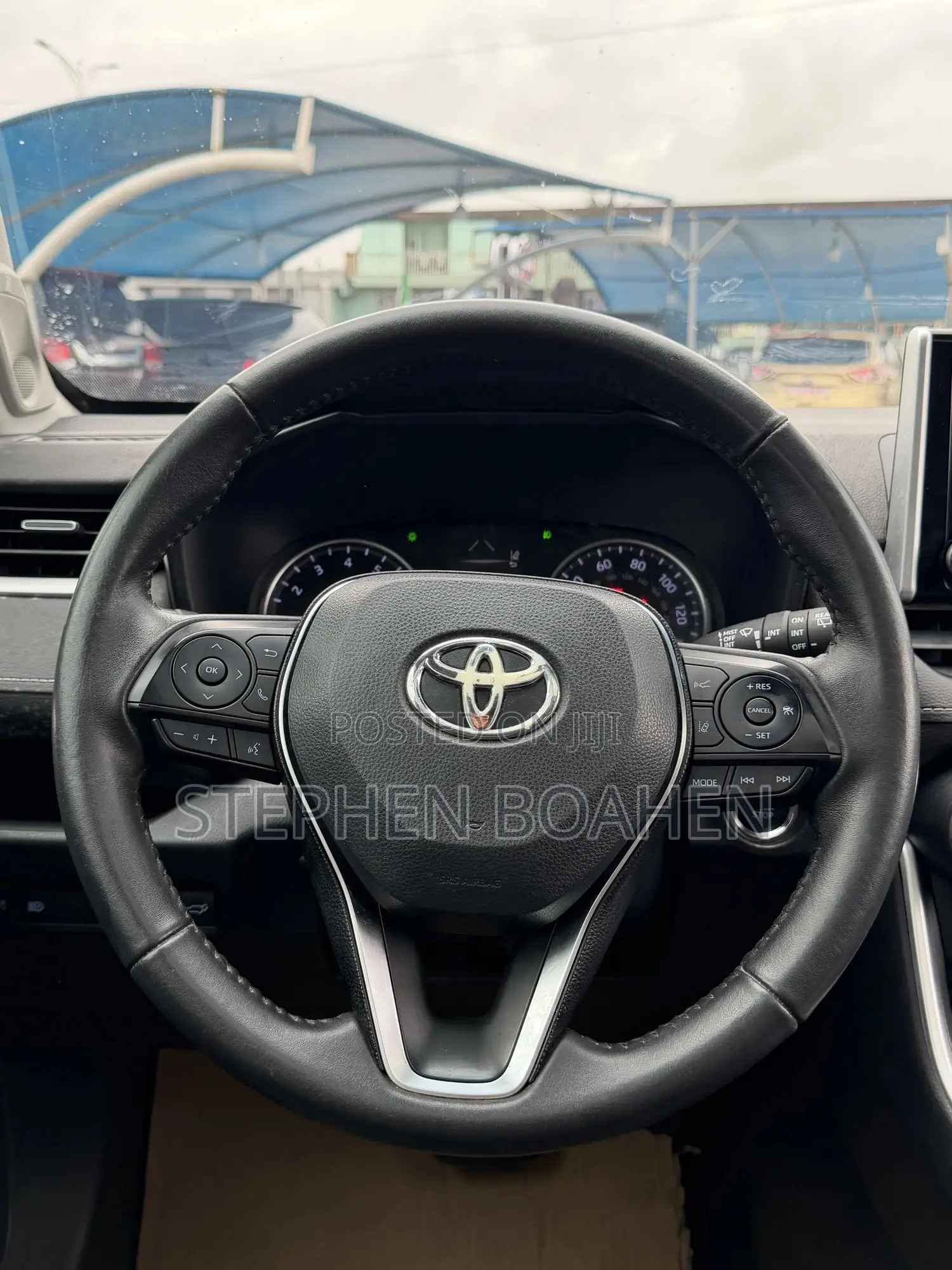 Toyota RAV4 XLE Premium AWD 2020 Red