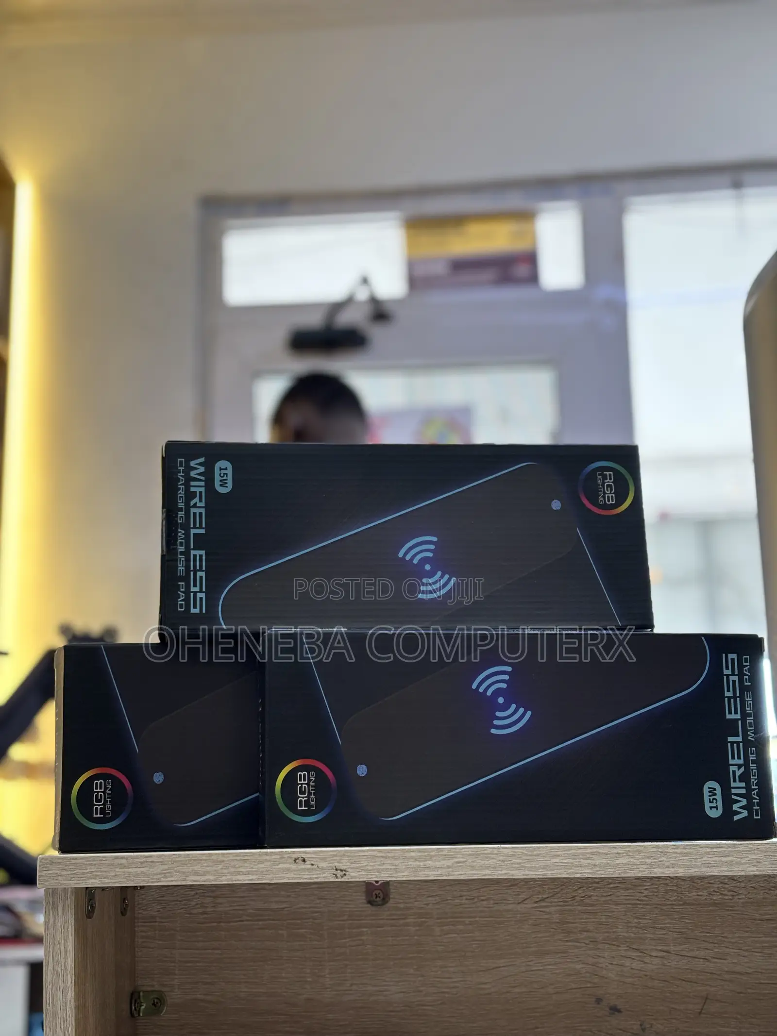 Wireless Charging RGB Gaming Mouse Pad 15w, Led Mouse Mat