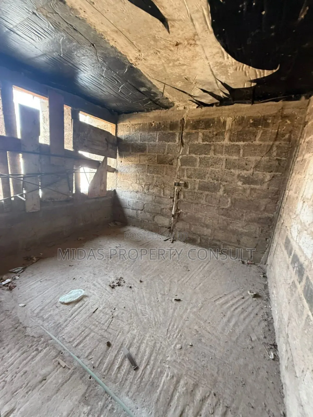 40 Bedroom Apartment For Sale At Weija London Bar