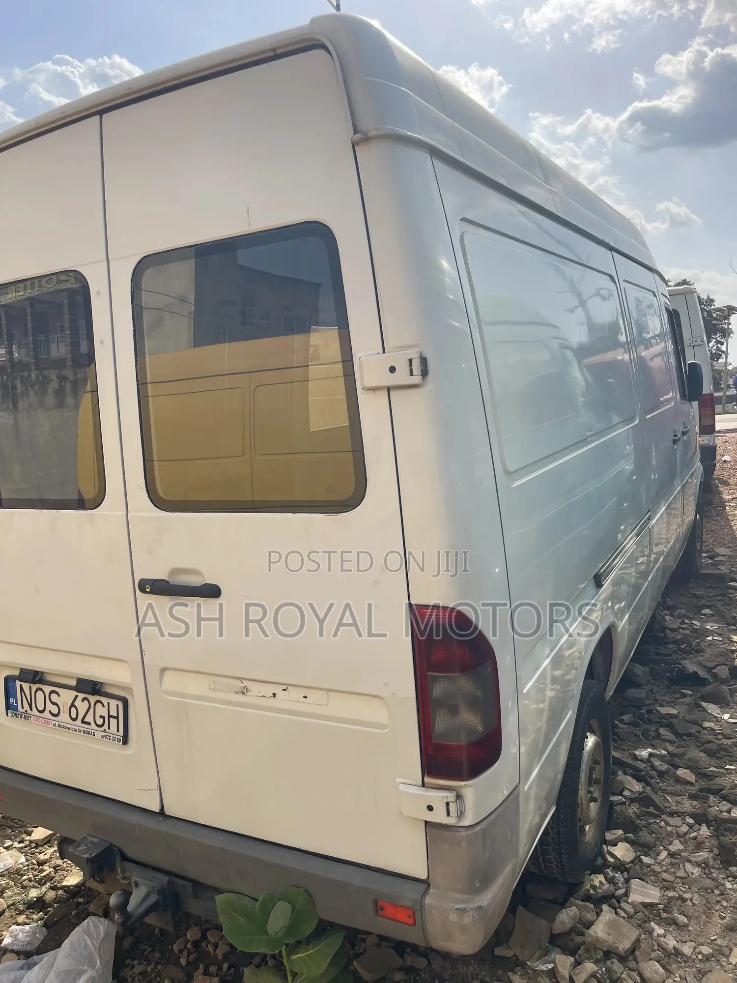 Mercedes-Benz Sprinter 2000 White