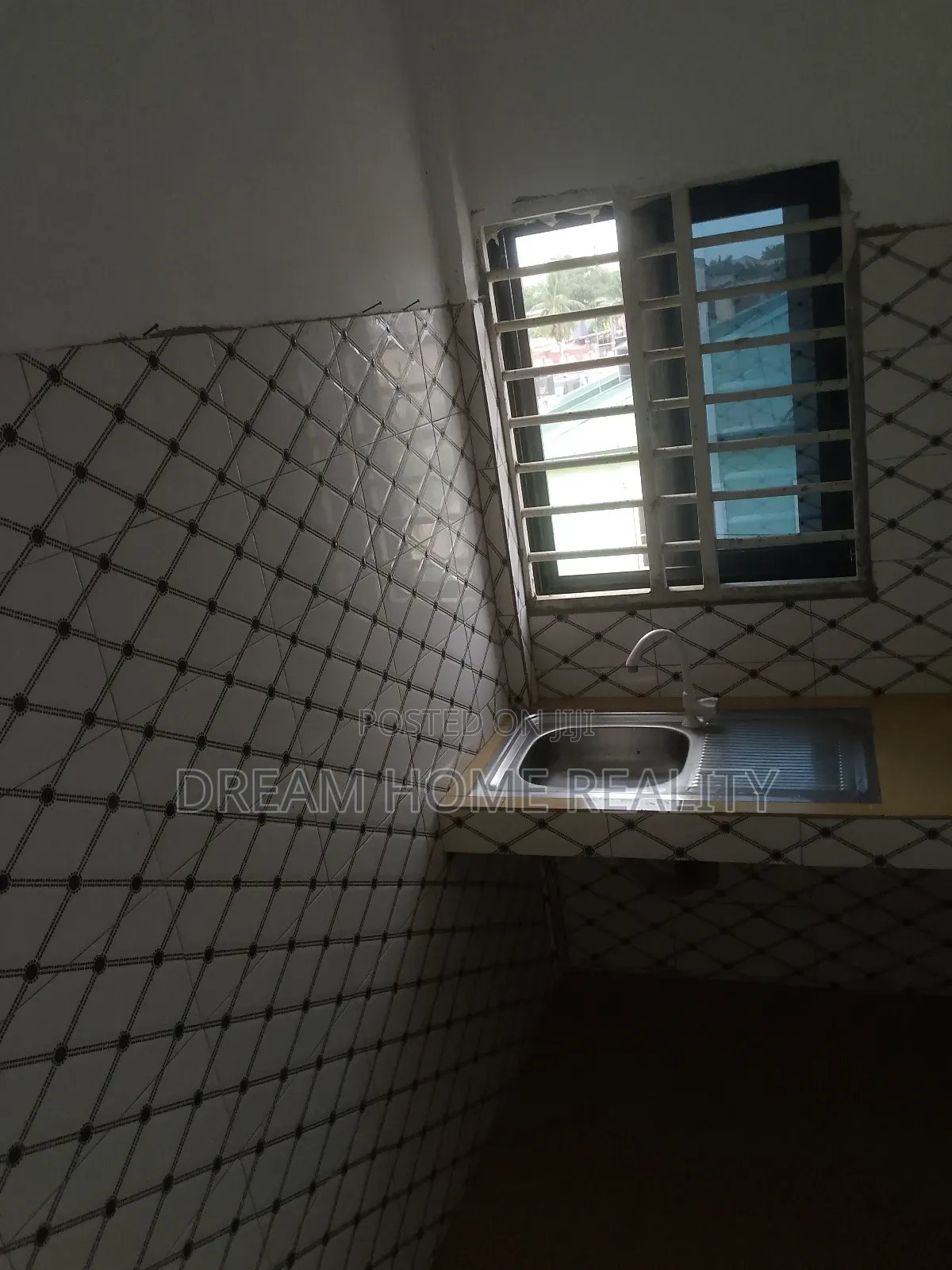 1bdrm Apartment in Dome for rent