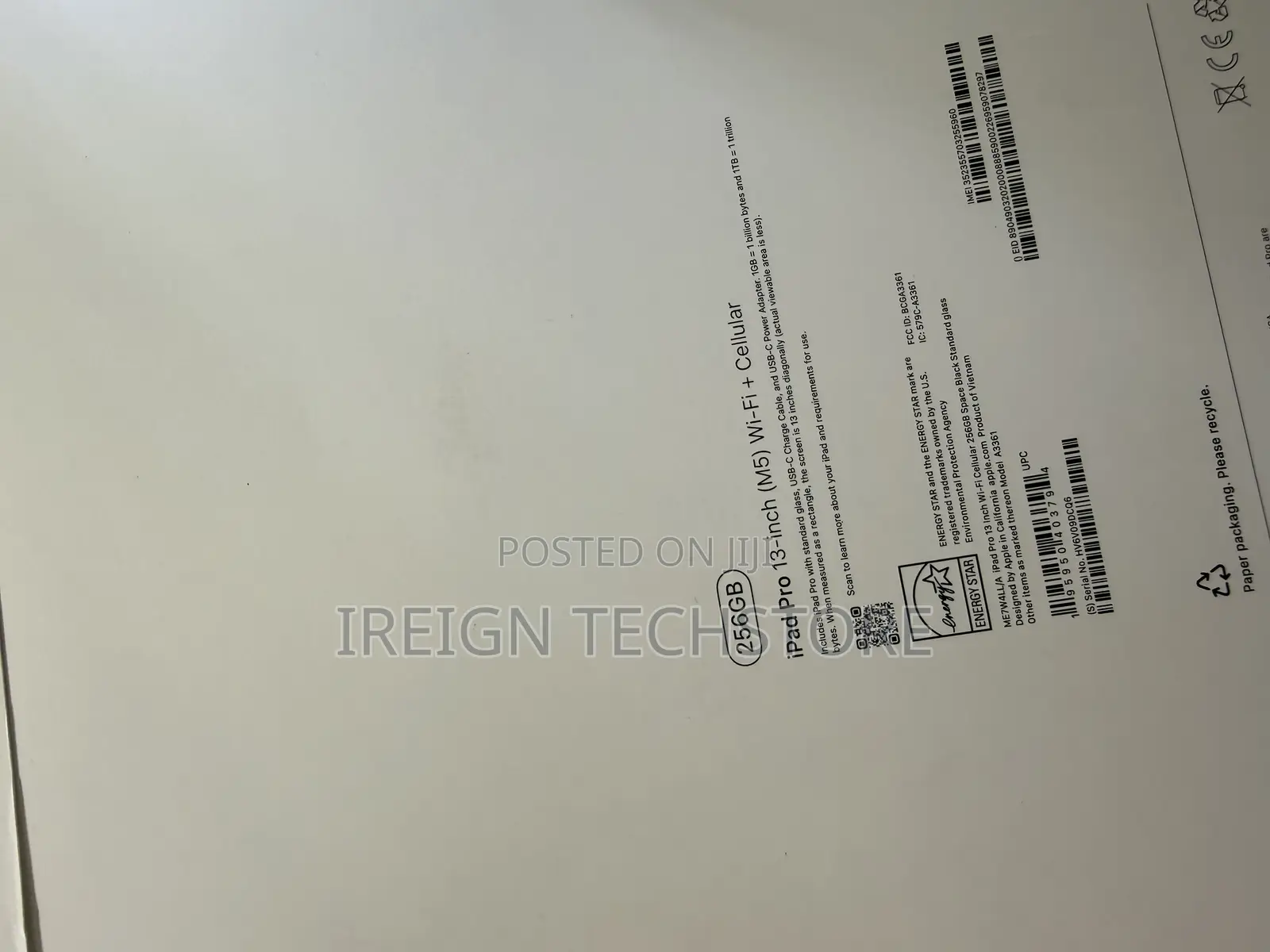 New Apple iPad Pro 13 (2025) 256 GB Black