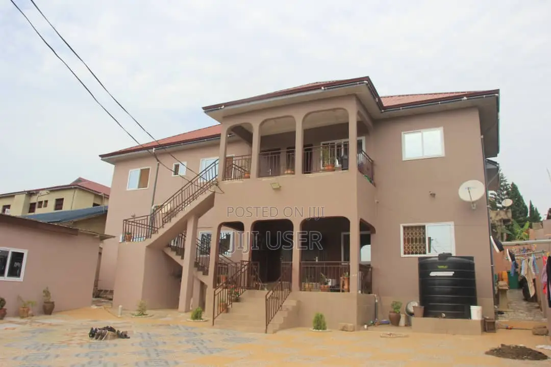 18bdrm Apartment in ...., Bullemin for sale