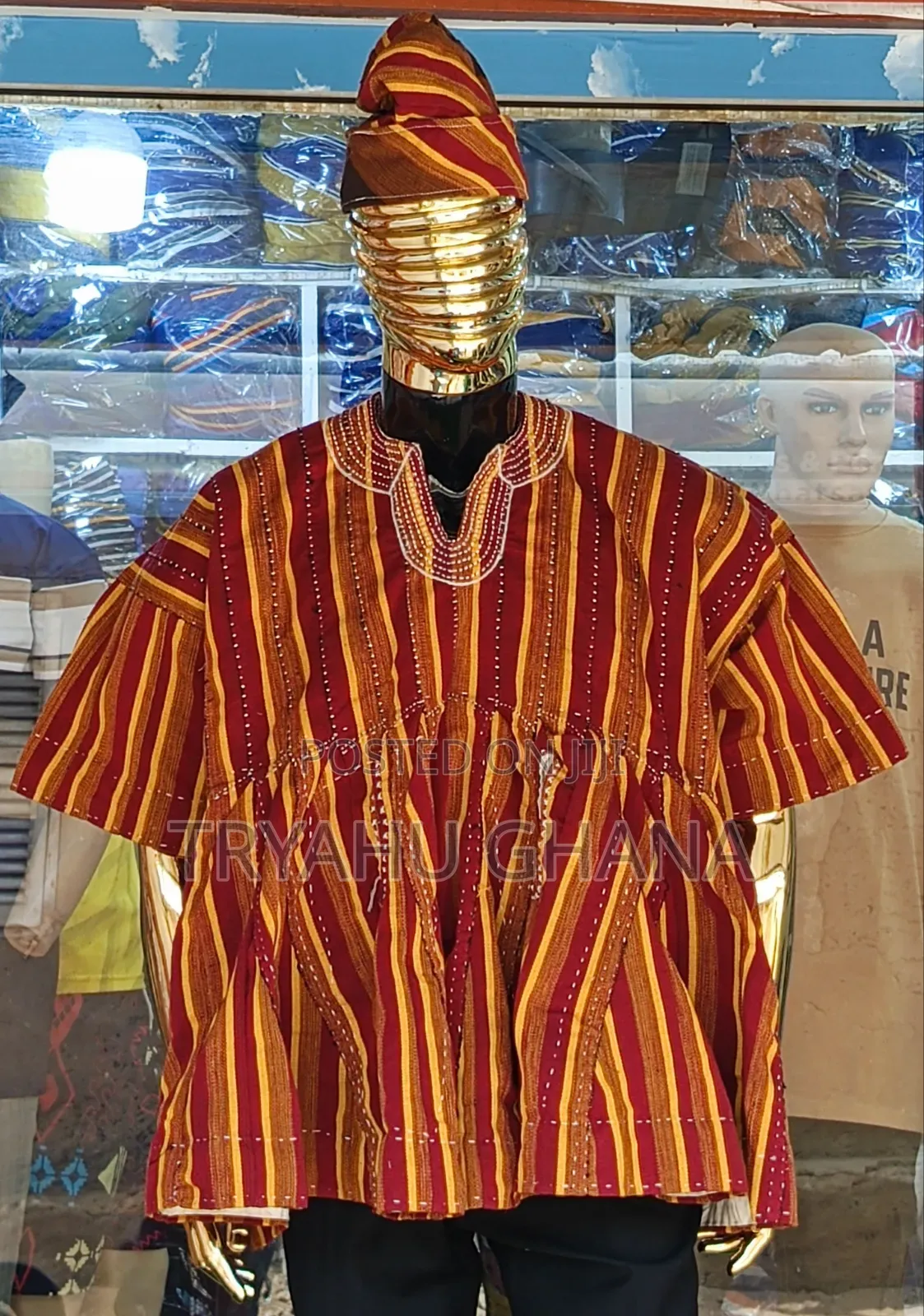 Get Your Authentic Ghanaian Handmade Smock-Fugu Size at Tryahu Fugu Hub