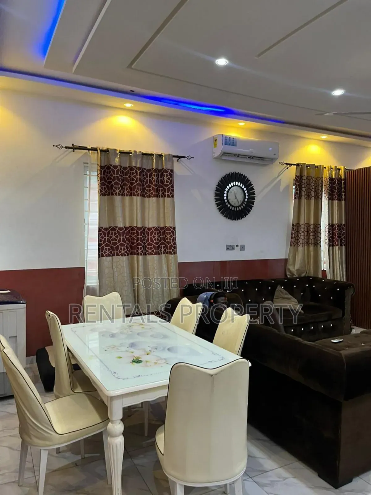 3bdrm Mansion in Pentecost for sale