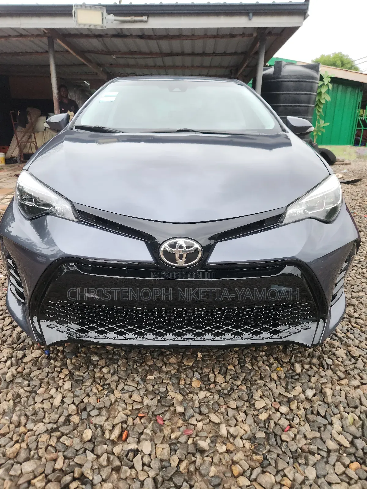Toyota Corolla SE (1.8L 4cyl 6M) 2018 Gray