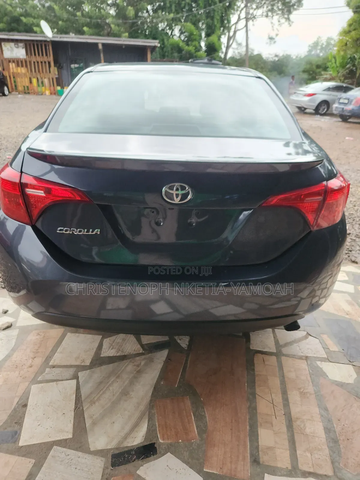 Toyota Corolla SE (1.8L 4cyl 6M) 2018 Gray