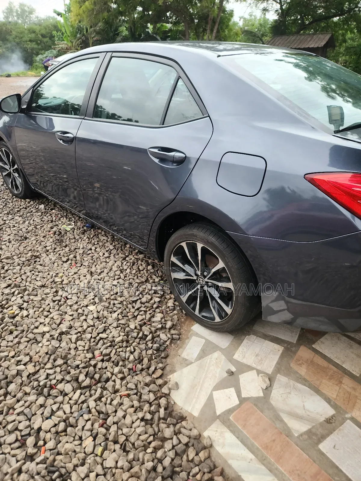 Toyota Corolla SE (1.8L 4cyl 6M) 2018 Gray
