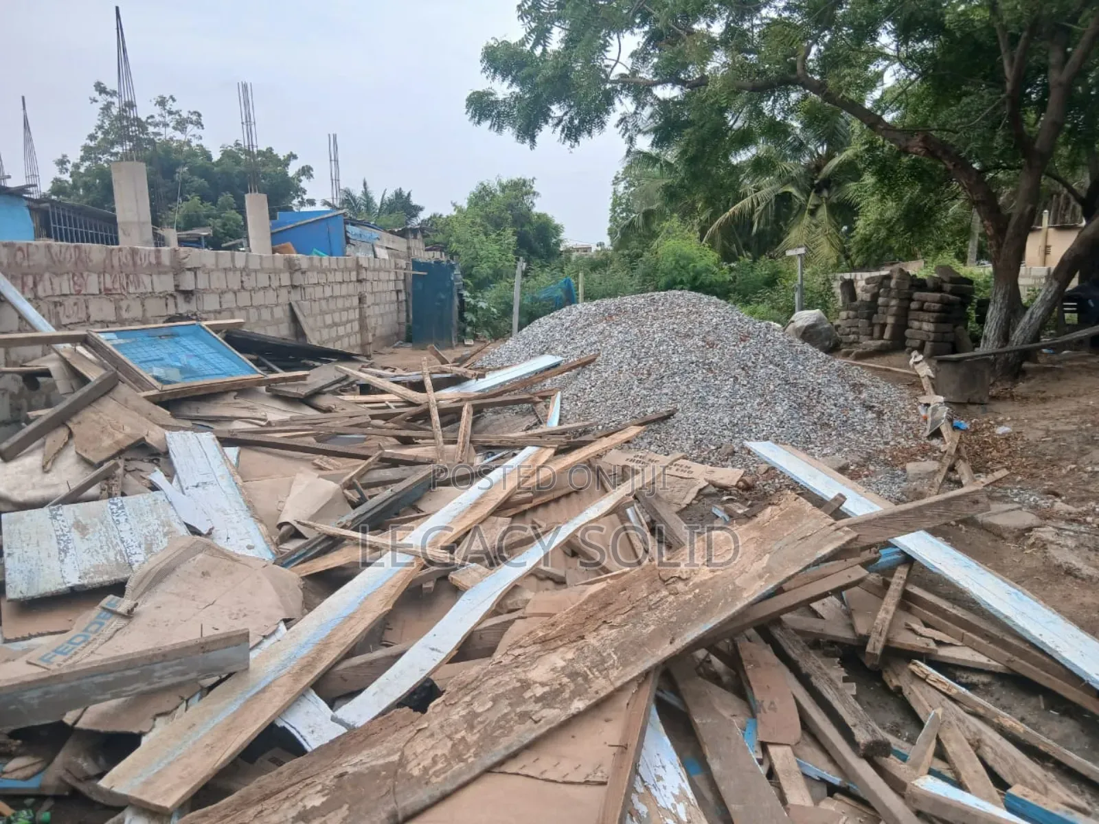 1 Plot of Land for Sale