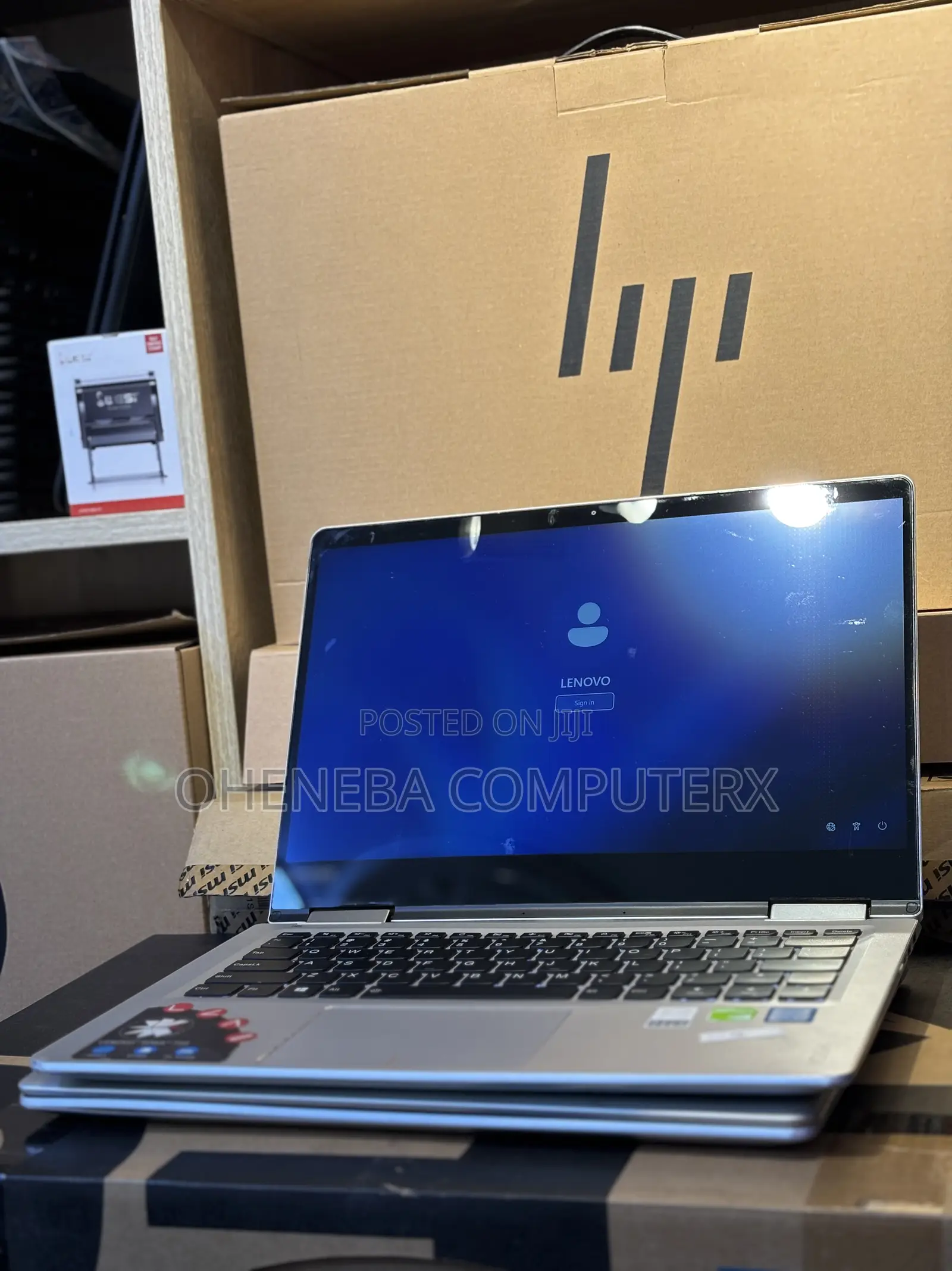 New Laptop Lenovo Yoga 710 8GB Intel Core i5 SSD 256GB