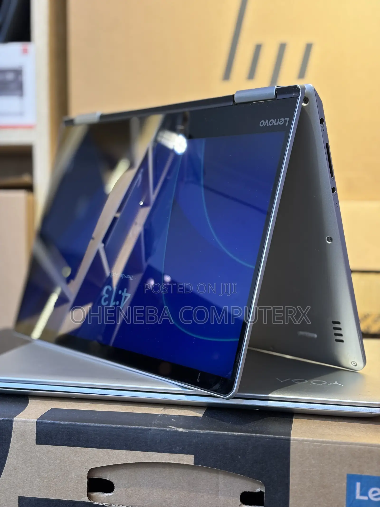New Laptop Lenovo Yoga 710 8GB Intel Core i5 SSD 256GB