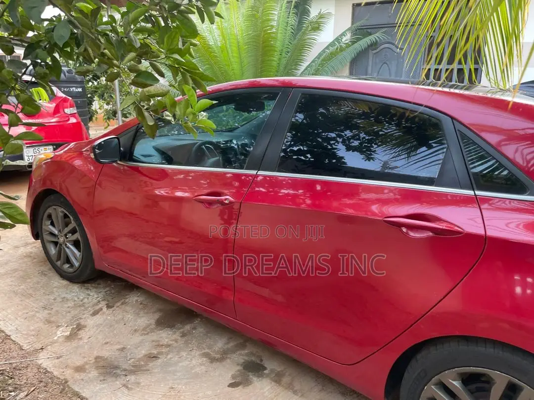 Hyundai Elantra 2014 Red