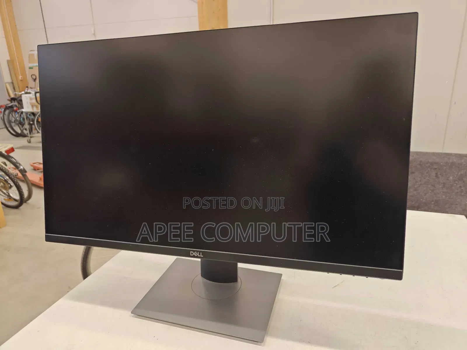 Dell 27 Inches Monitor