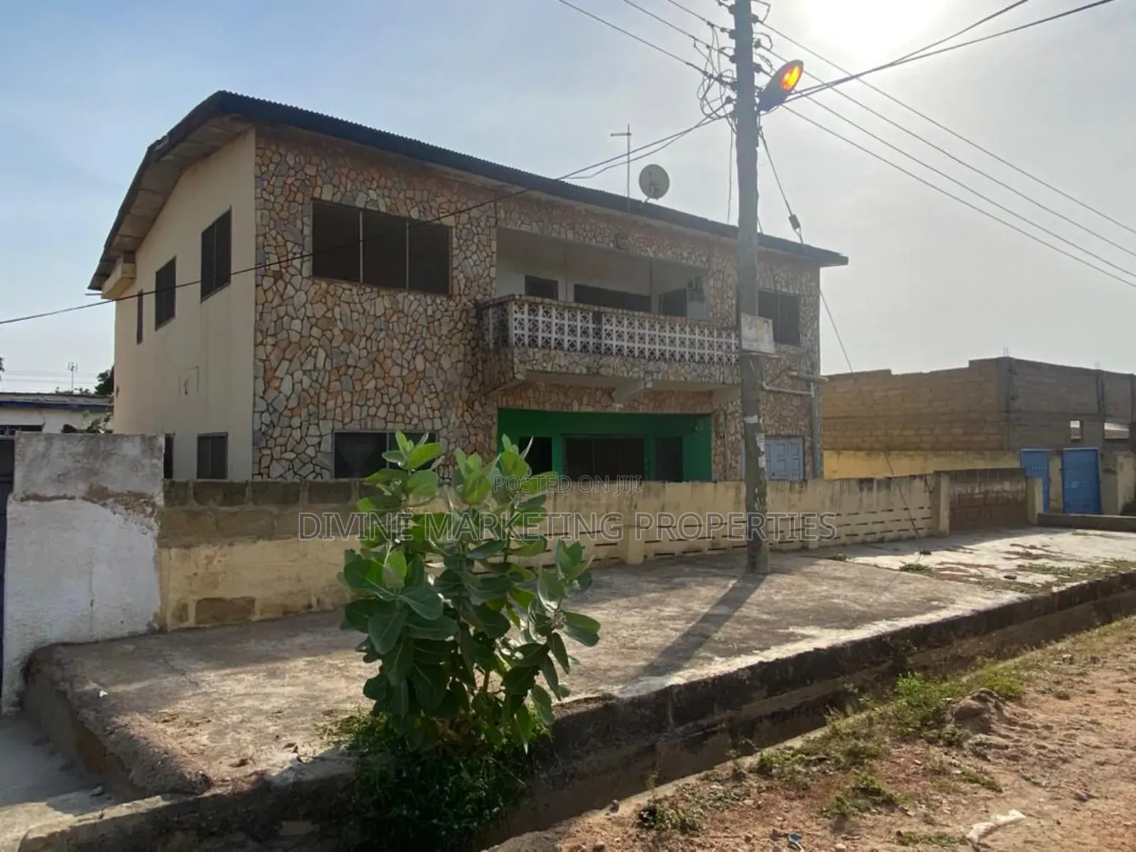 5bdrm House in Odorkor Official for sale