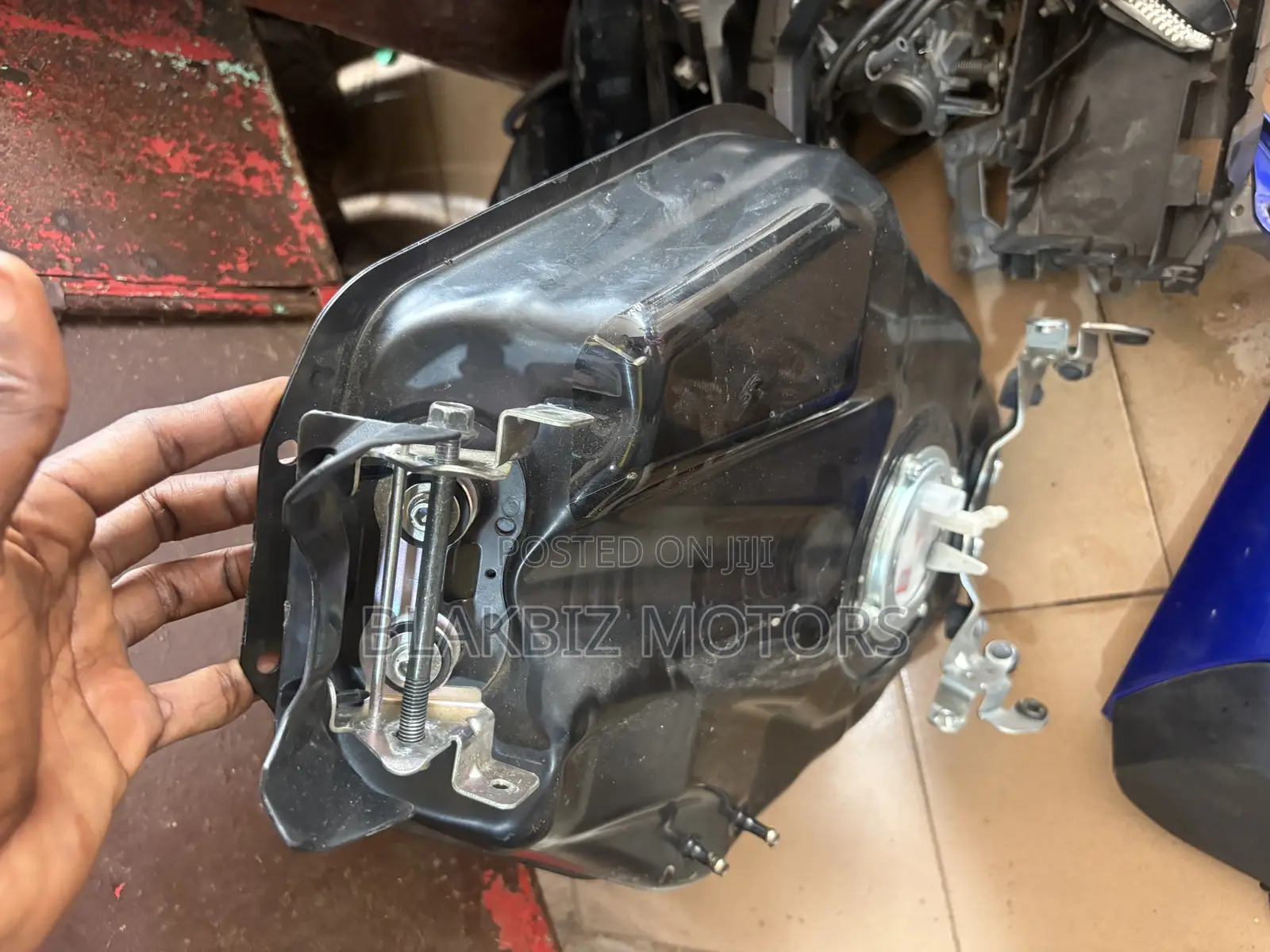 Yamaha R7 Fuel Tank
