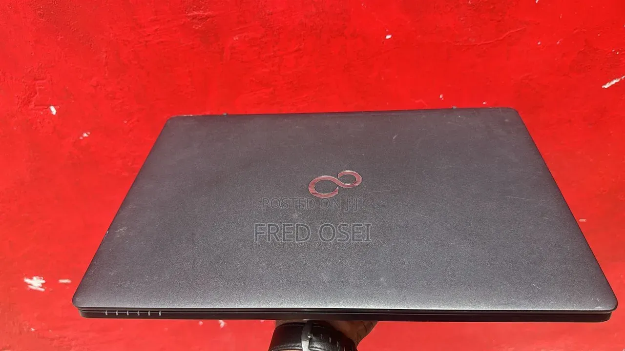 Laptop Fujitsu Lifebook A1130 8GB Intel Core i5 HDD+SSD 256GB