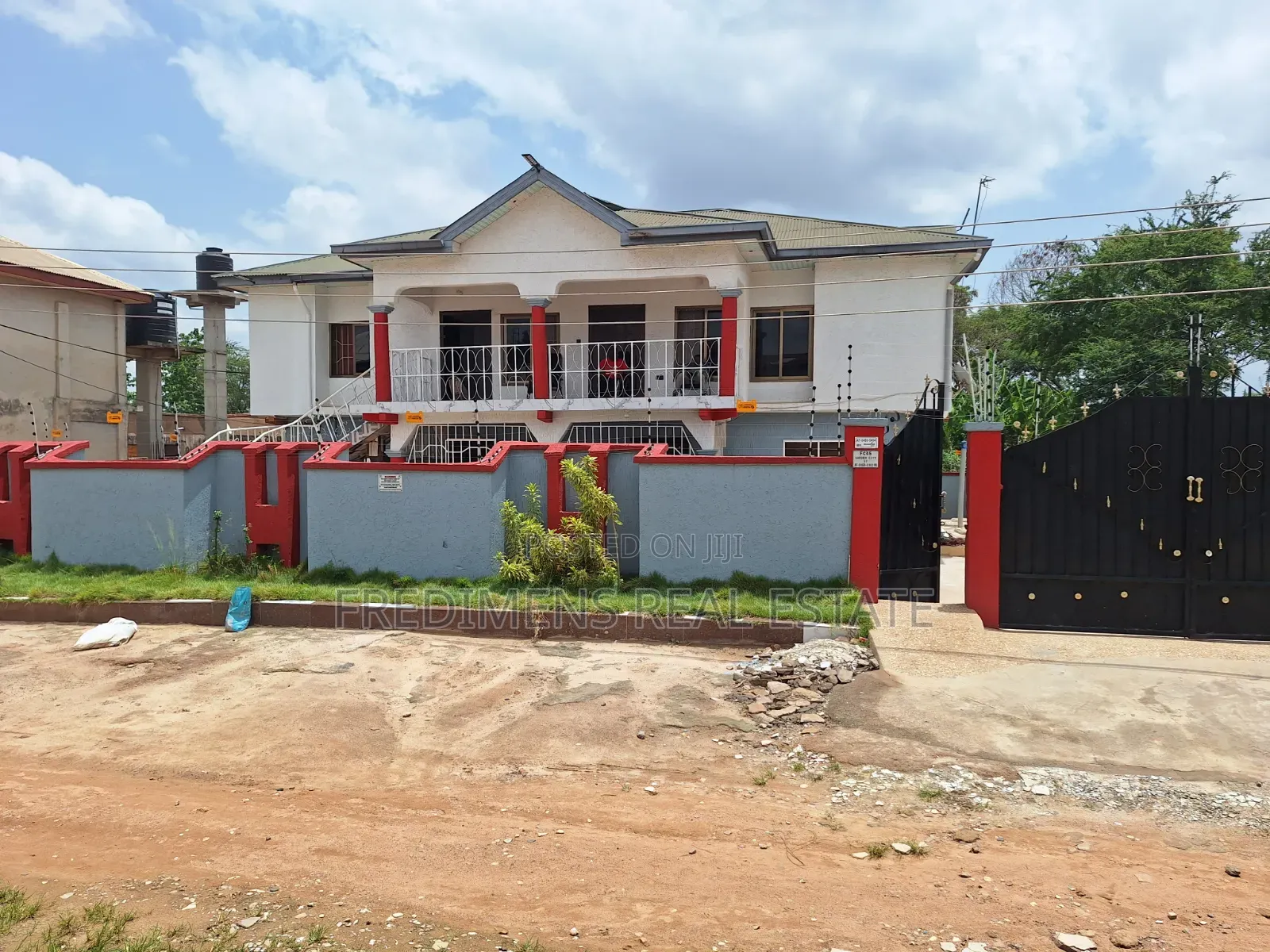7bdrm House in Fredimens Real, Afigya-Kwabre for sale