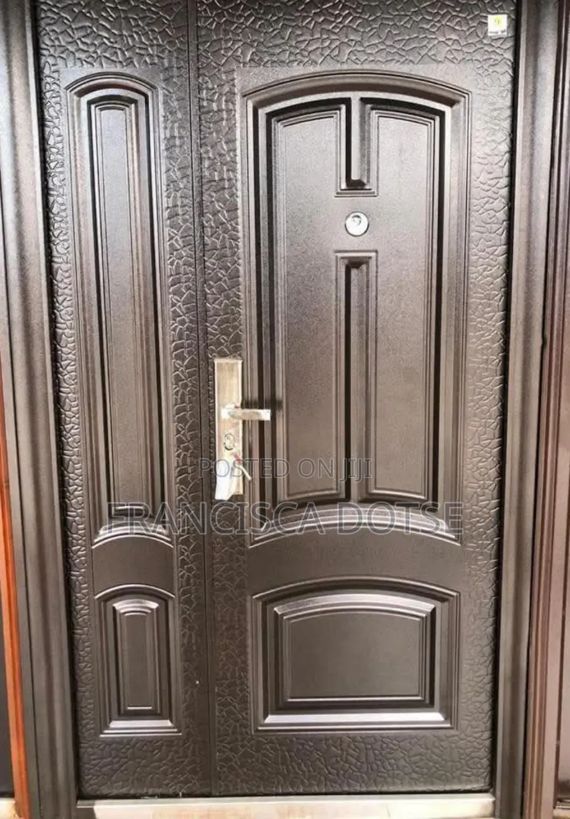 Executive Blown Door With Handle