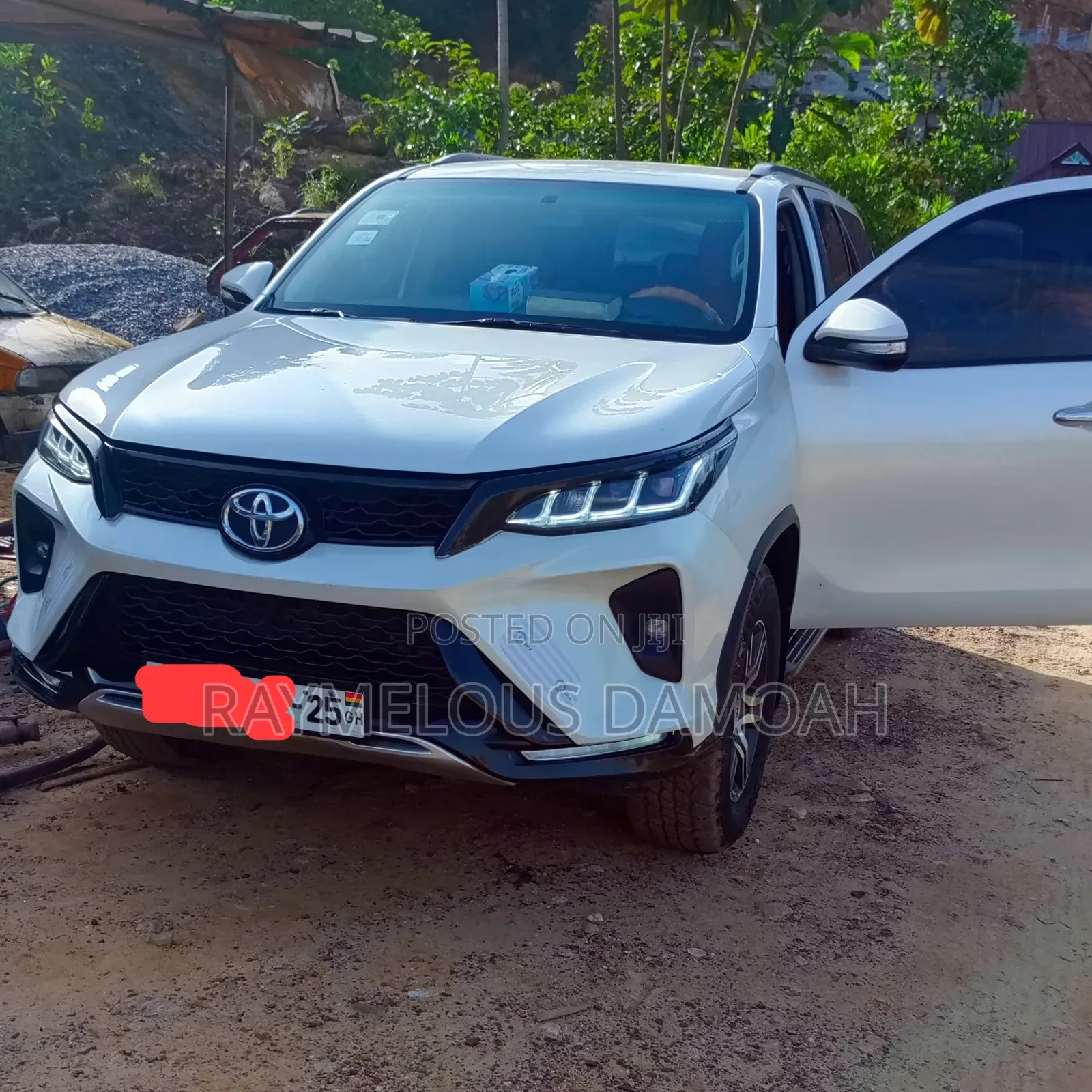 Toyota Fortuner 2.7 AWD 2018 White