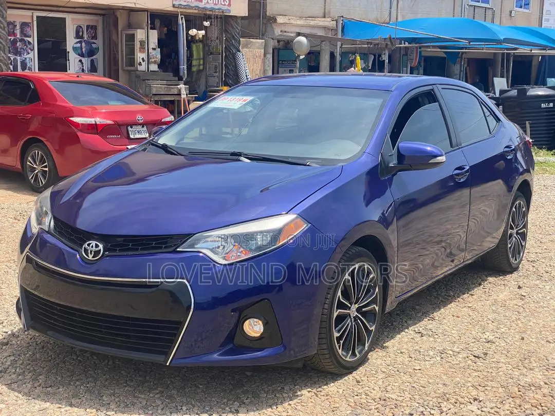 Toyota Corolla 2016 Blue