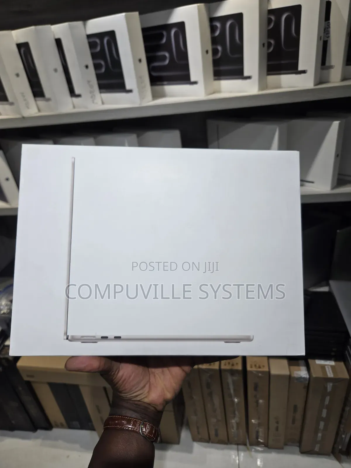 New Laptop Apple MacBook Air 16GB Apple M5 SSD 512GB