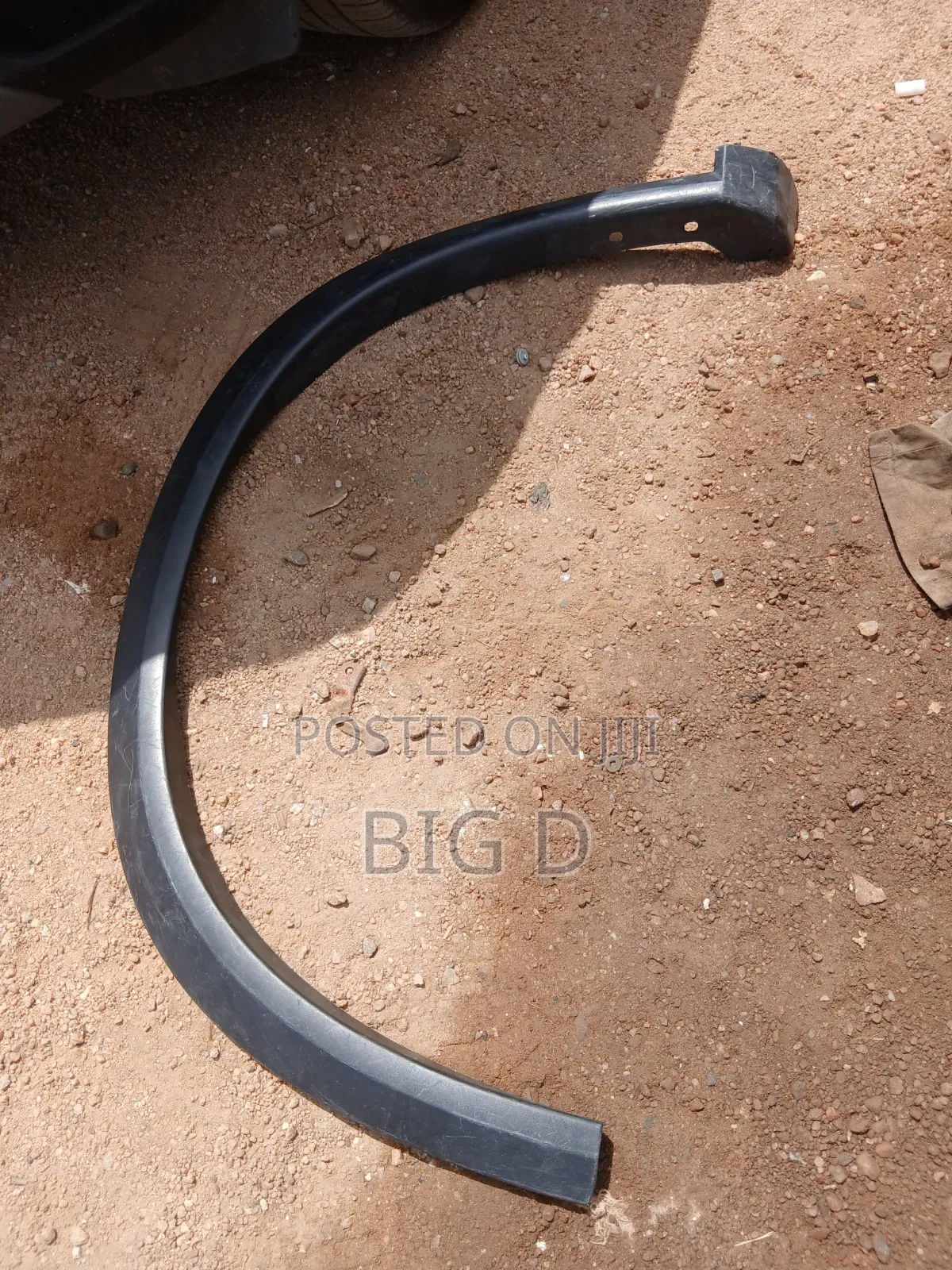Nissan Rouge 2020 to 2025 Fender Moulding