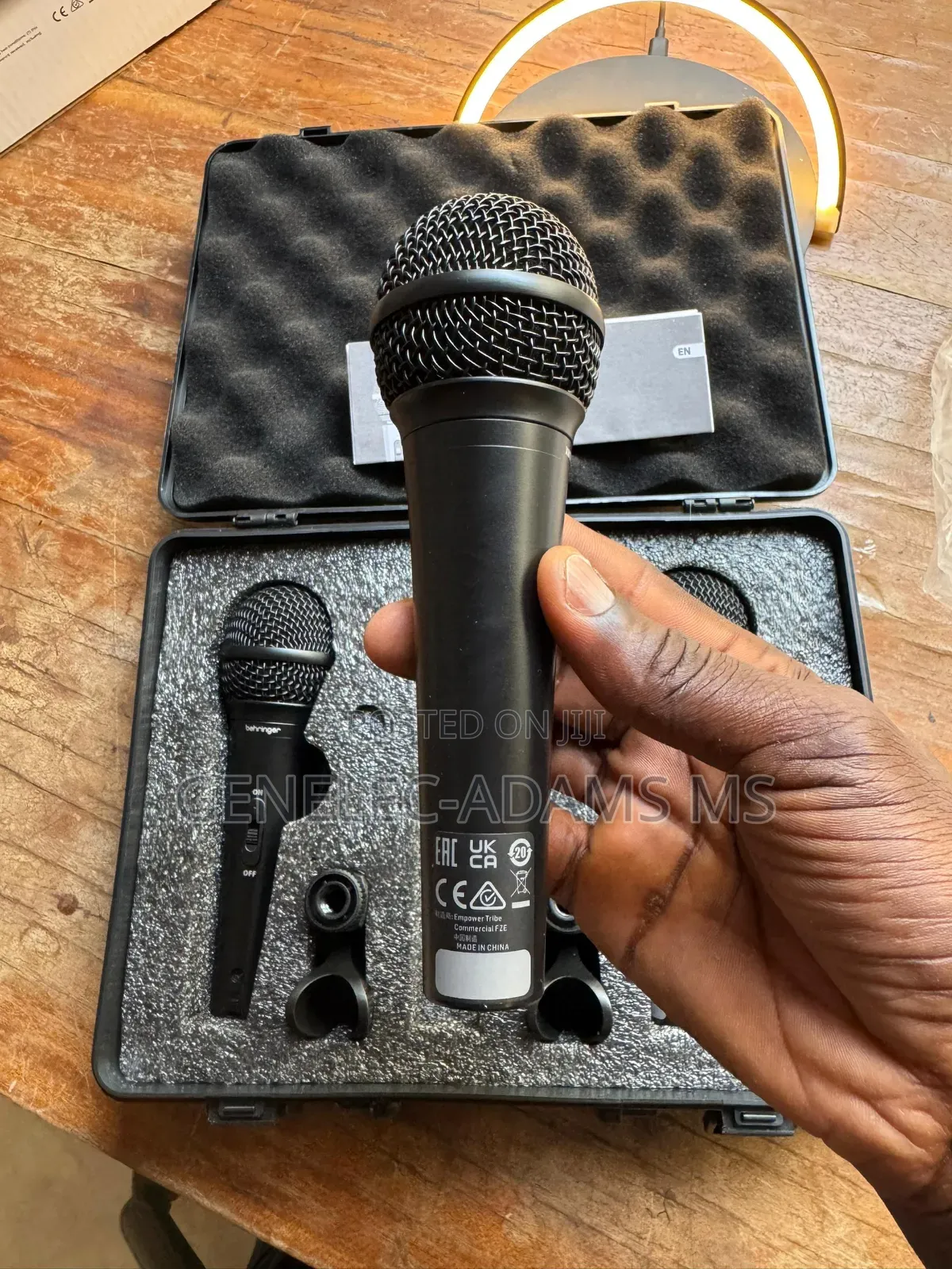 Original Behringer Ultravoice Xm1800s