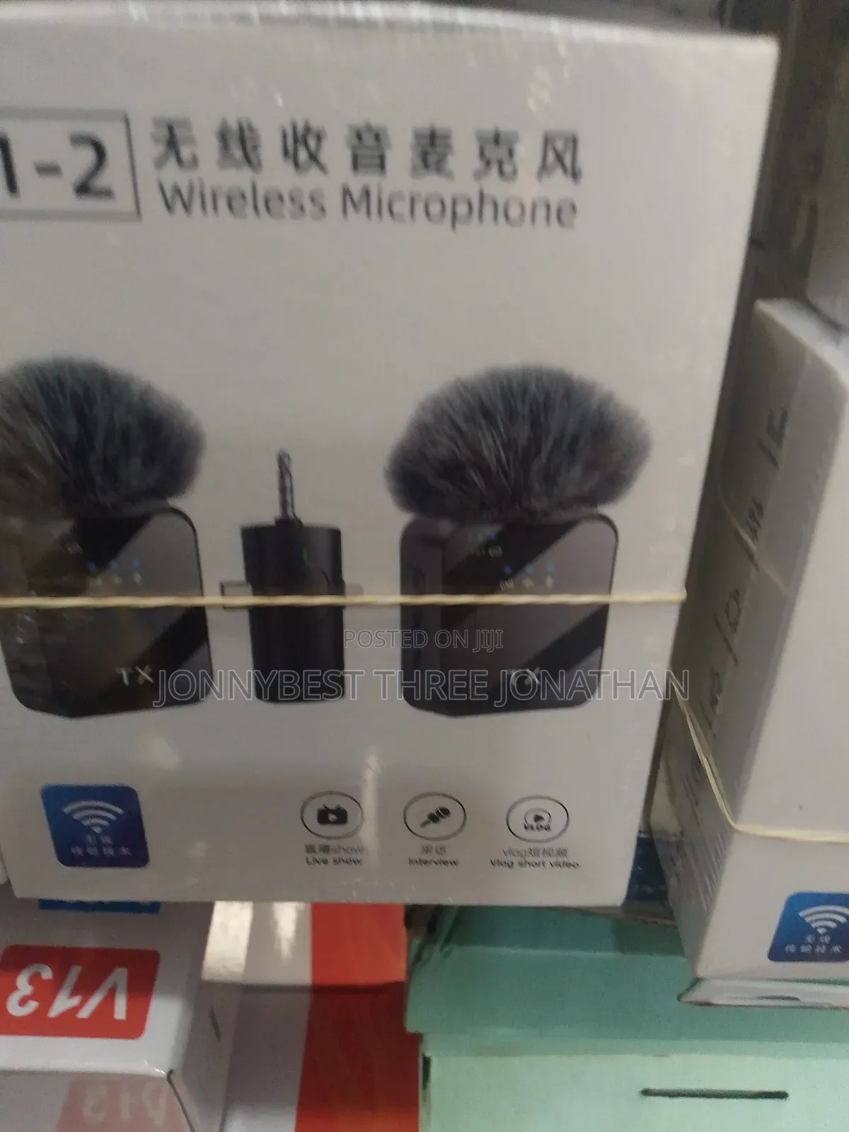 F11_2 Wireless Microphone