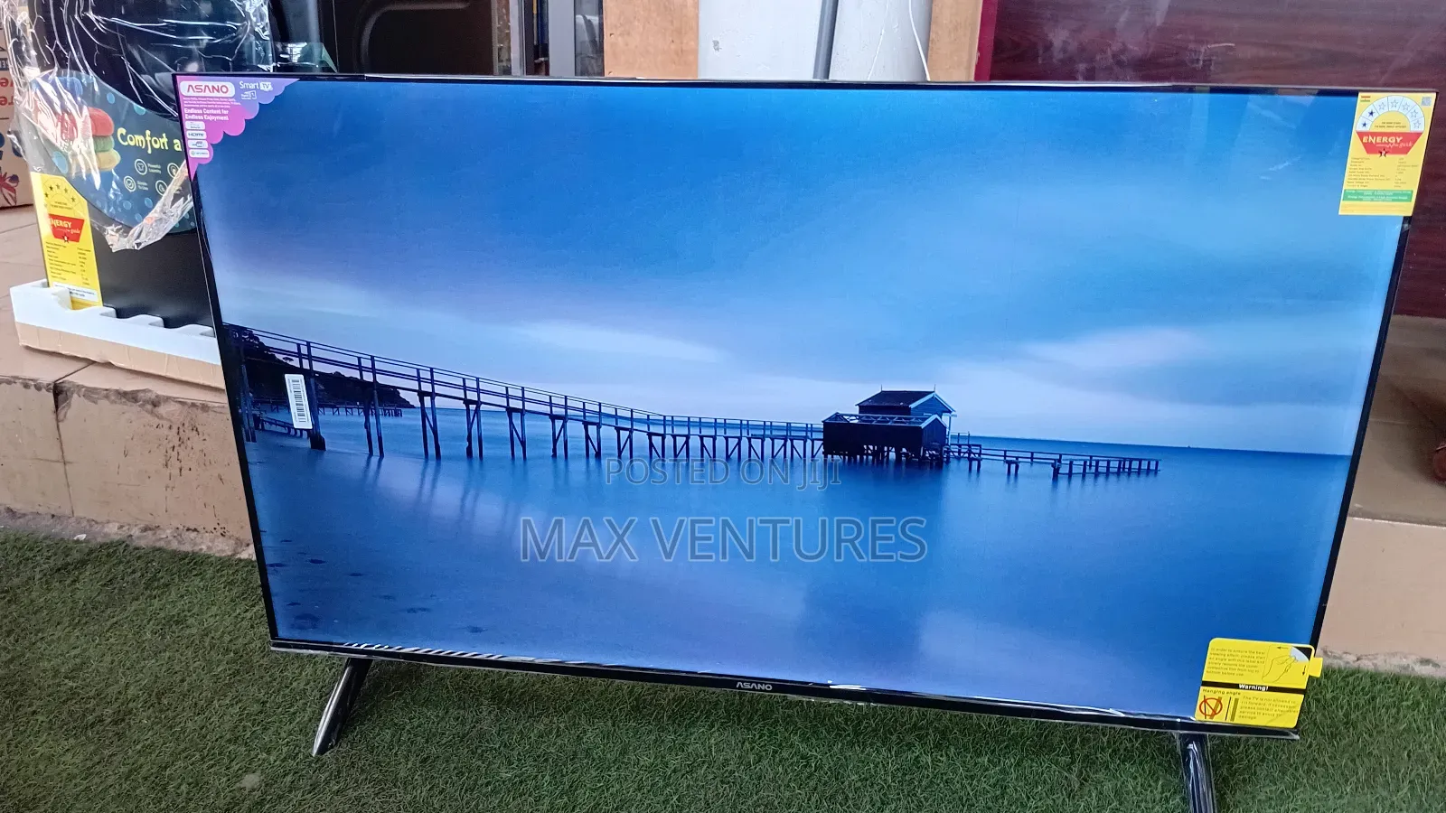 Dolphine Bay 32" Smart Tv – !32 Inch Dolphine Bay Smart Tv