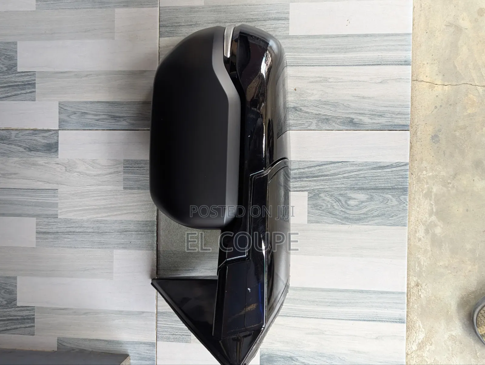 Tundra Driving Mirror 2022,2023,2024,2025
