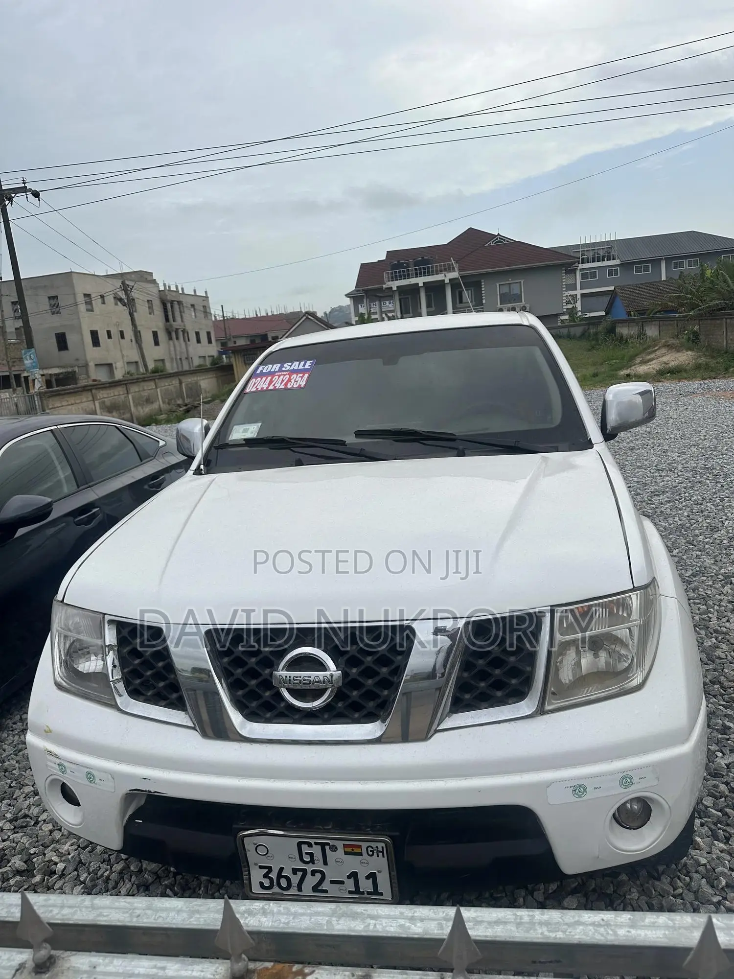 Nissan Navara 2010 White