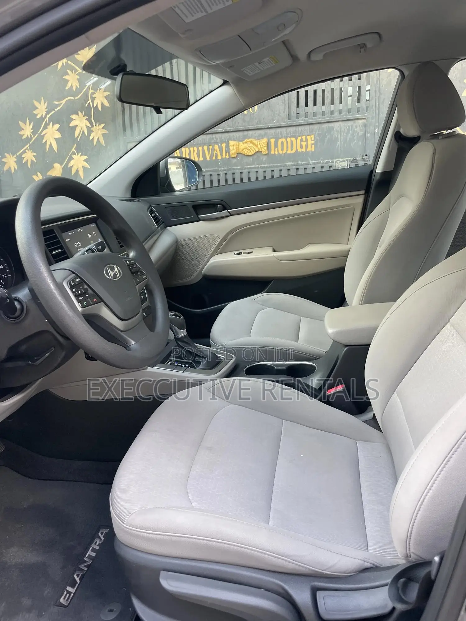 Hyundai Elantra 2018 Gray