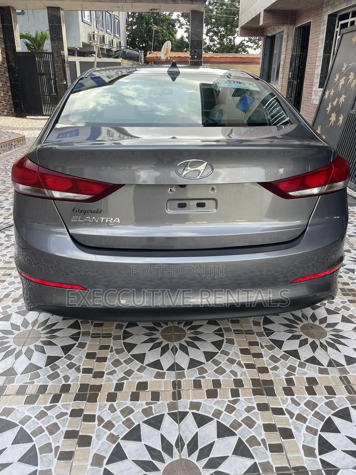 Hyundai Elantra 2018 Gray