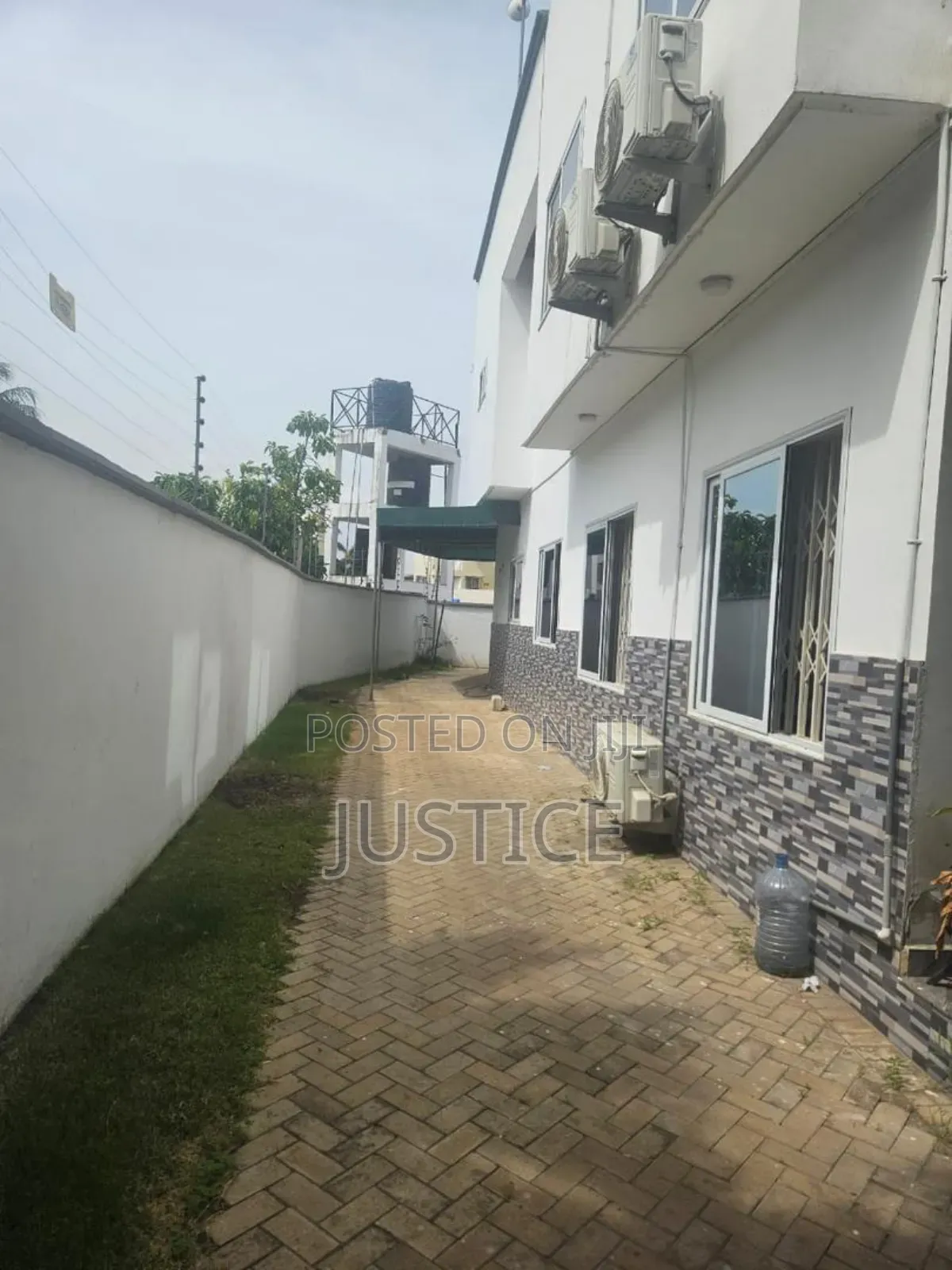 3bdrm House in Roman Ridge, Shopping Arcade Area for rent