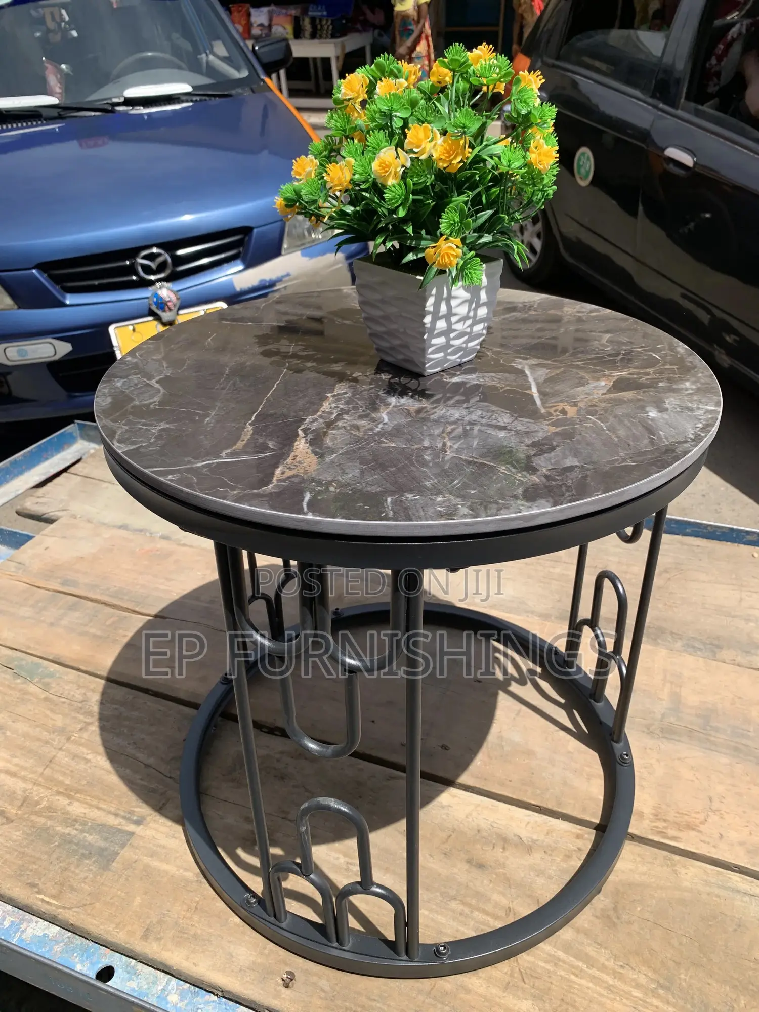 Round Centre Table