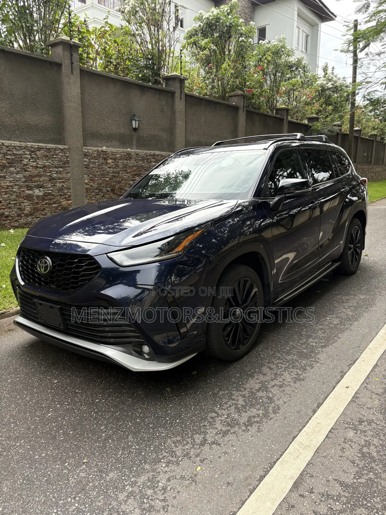Toyota Highlander XSE 2022 Black