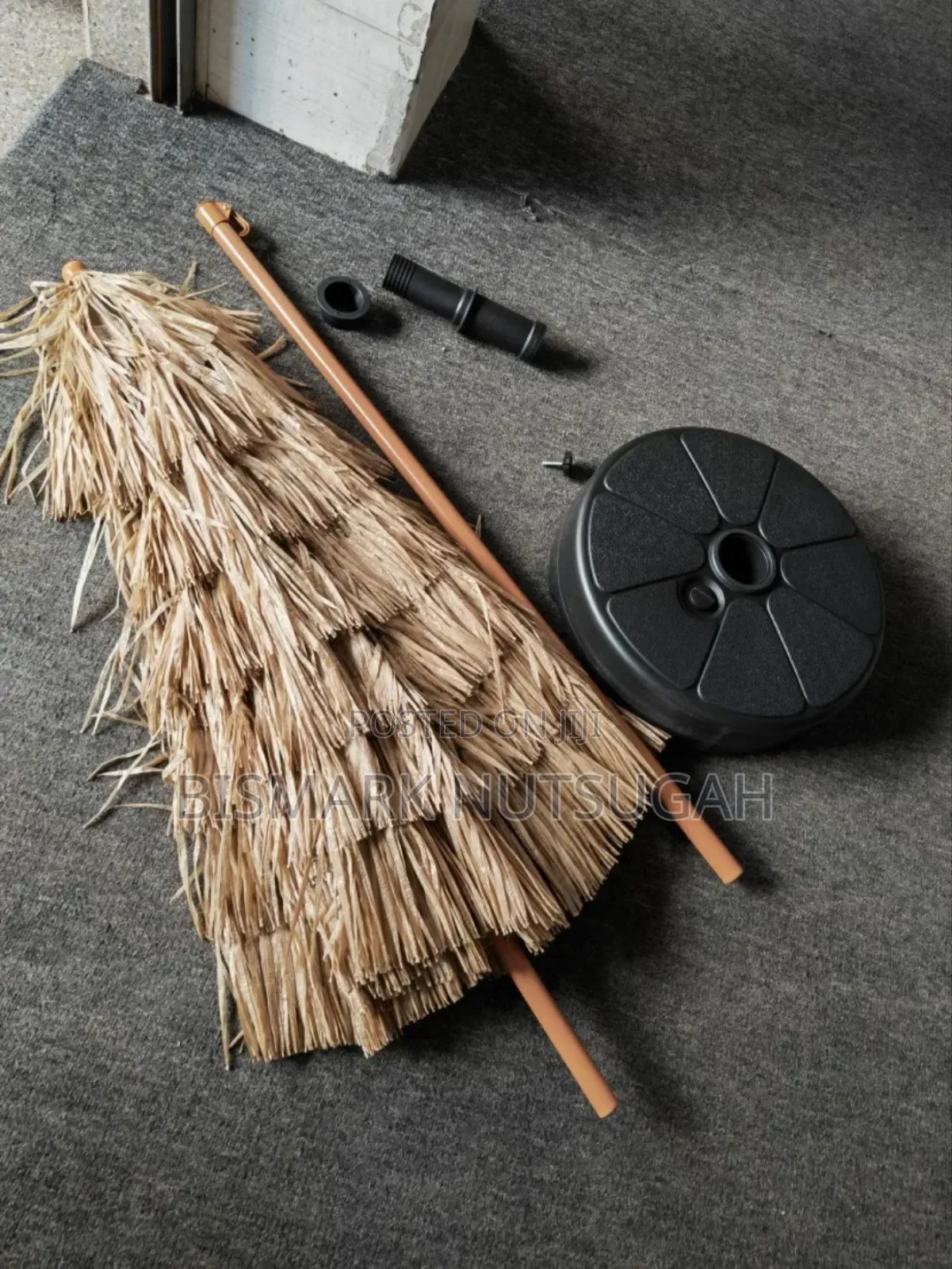 Hawaiian-Style Outdoor Thatched Tiki Umbrella