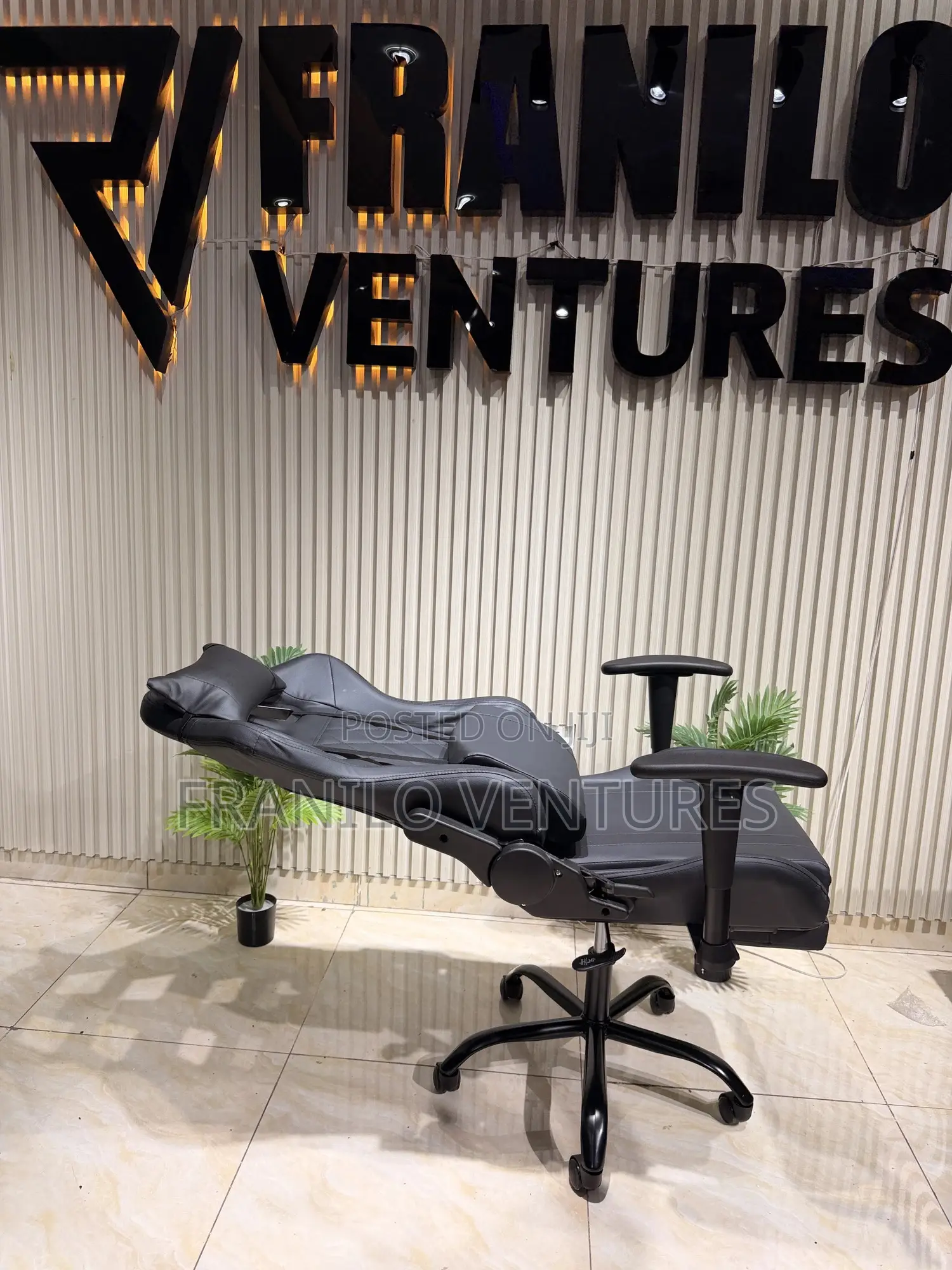 Gaming Chair (High Seat, Adjustable Arm and Recliner)