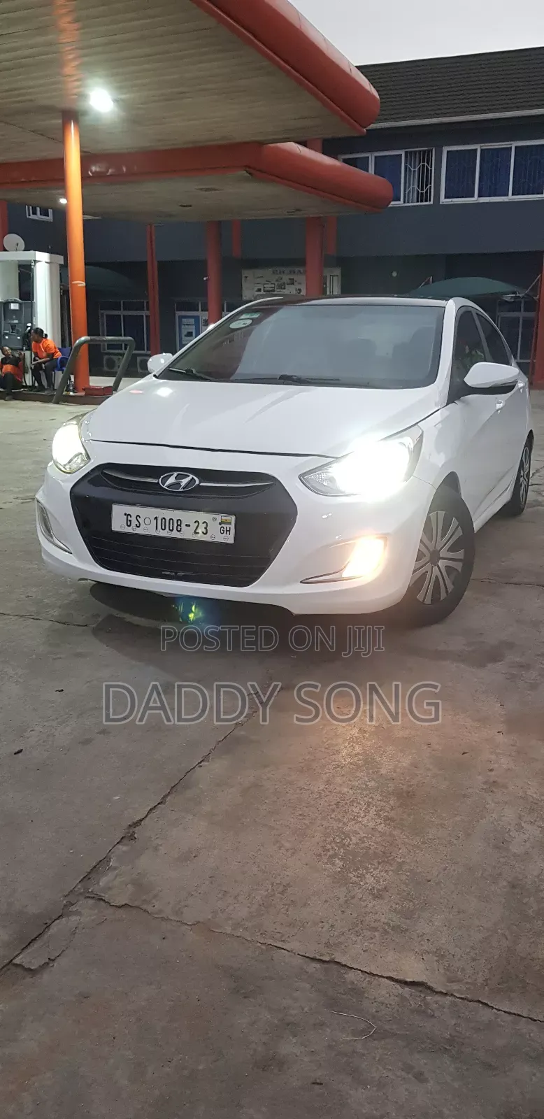 Hyundai Accent GLS 4dr Sedan (1.6L 4cyl 6A) 2014 White