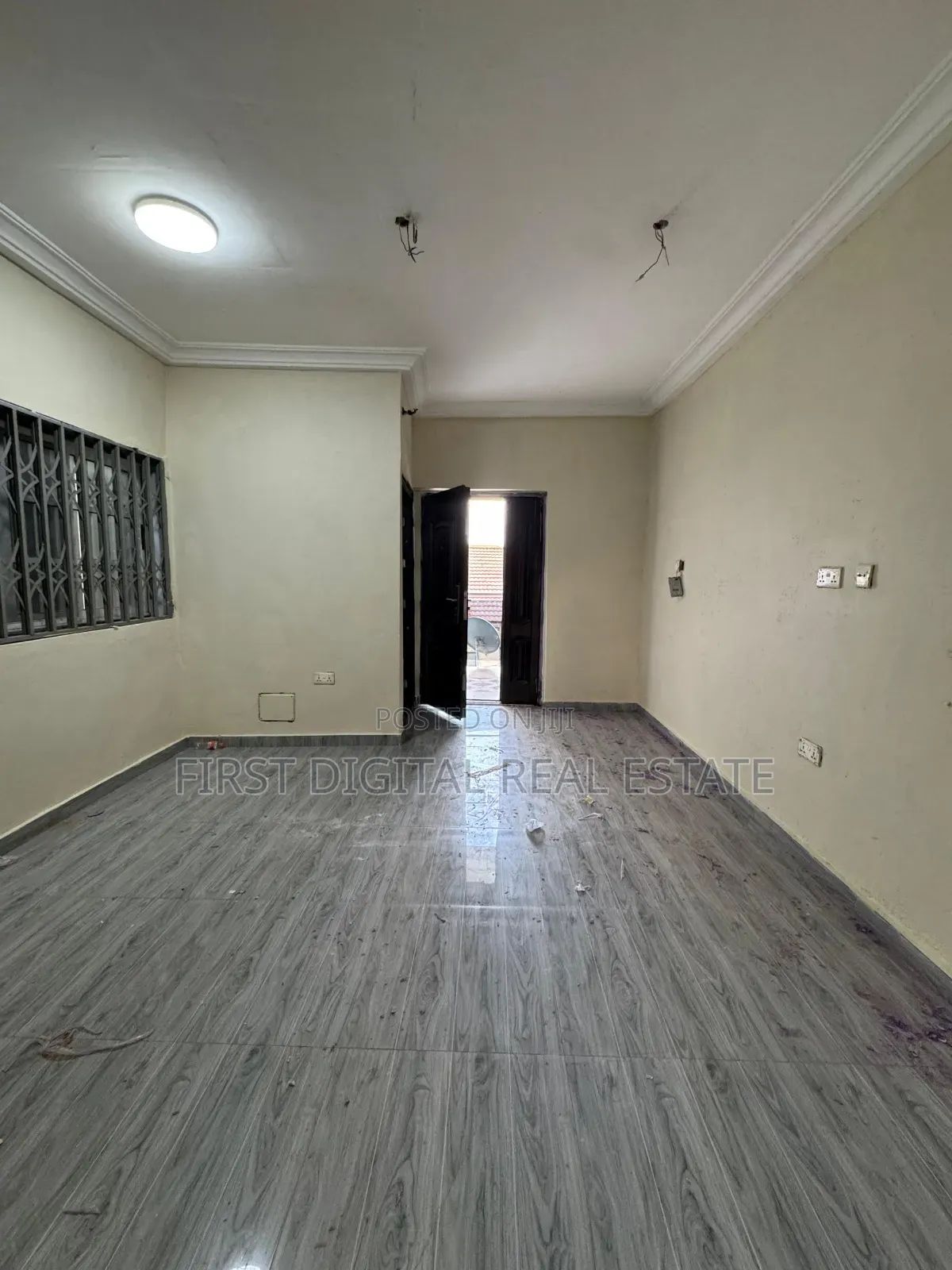 1bdrm House in First Digital Real, West Hills Mall Area for rent