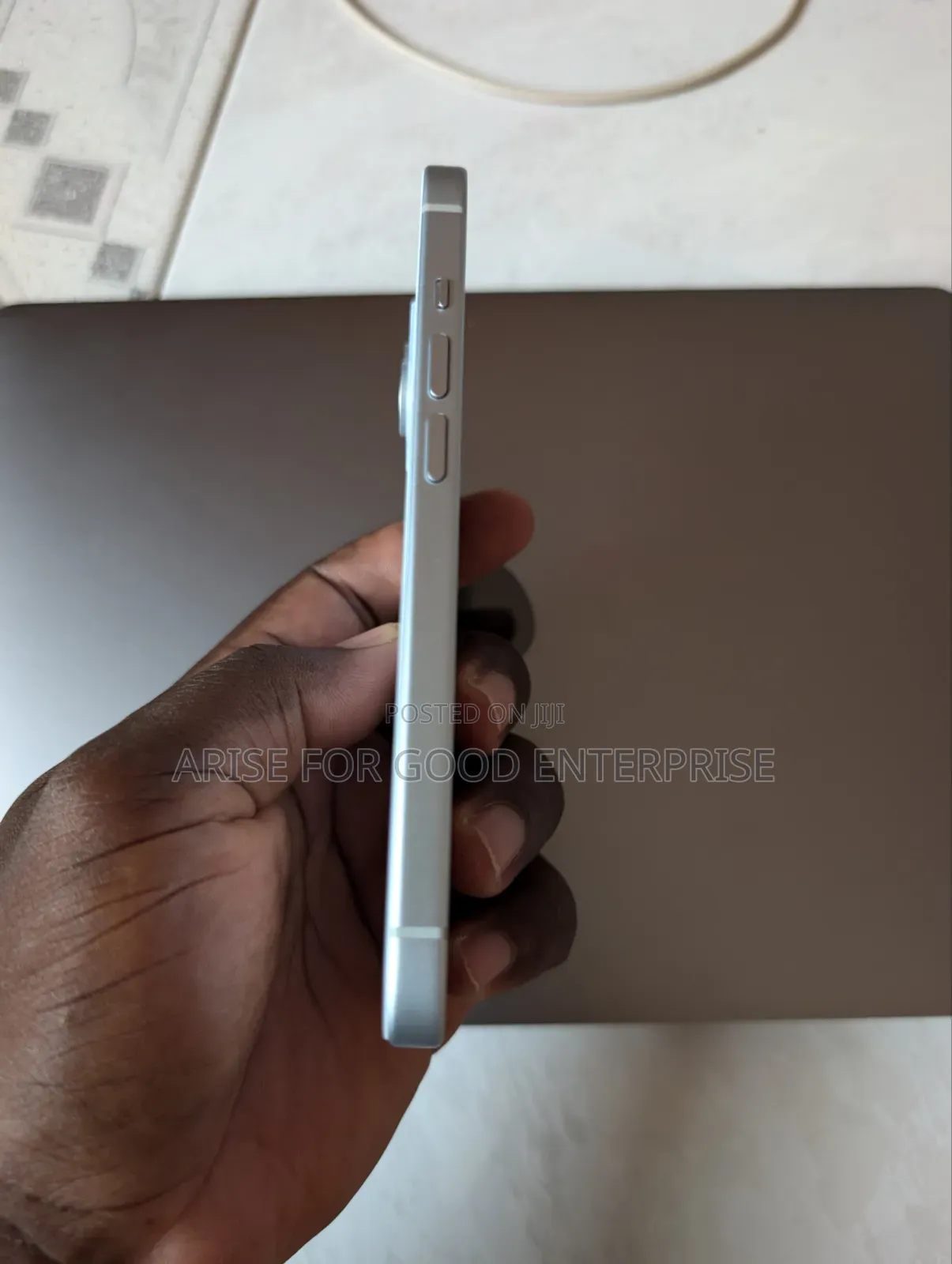 Apple iPhone 15 128 GB White