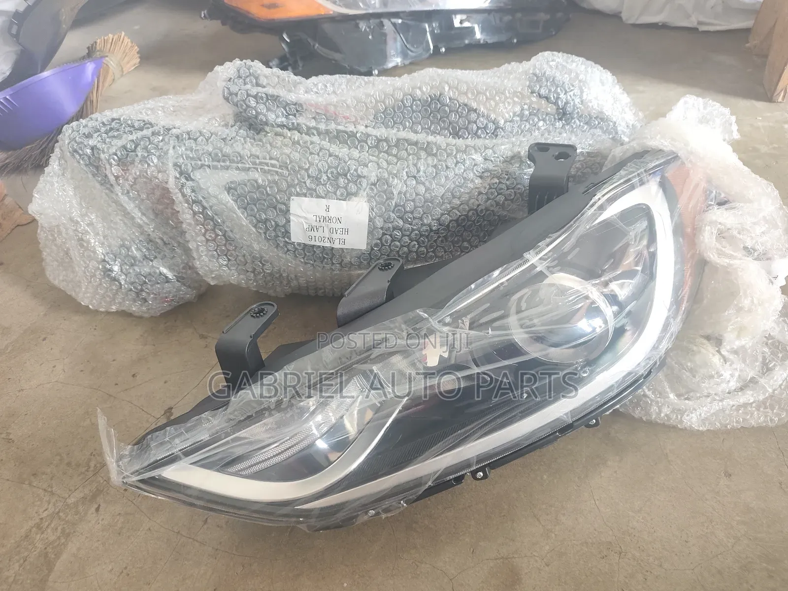 Hyundai Elantra Headlight 2017