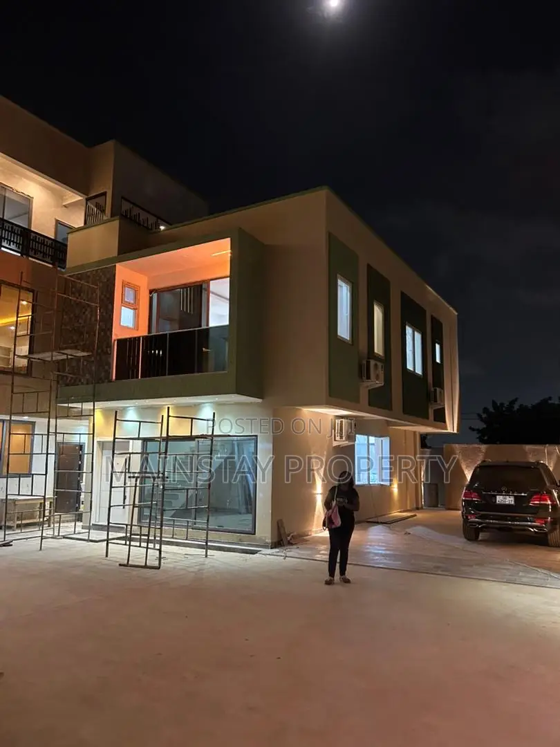 3bdrm Townhouse/Terrace in Mainstay Estates, Abokobi for sale