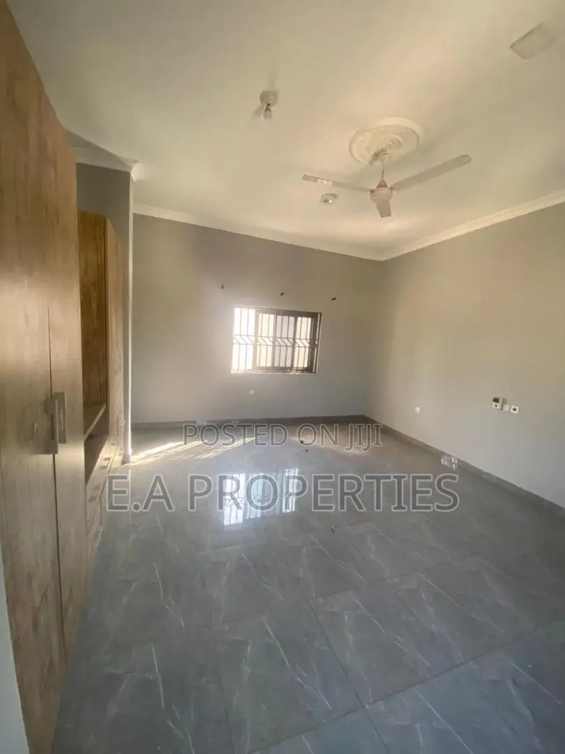 4bdrm House in Ea Properties, Frafraha for rent