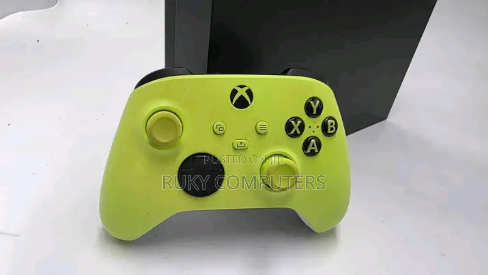Xbox One X Black
