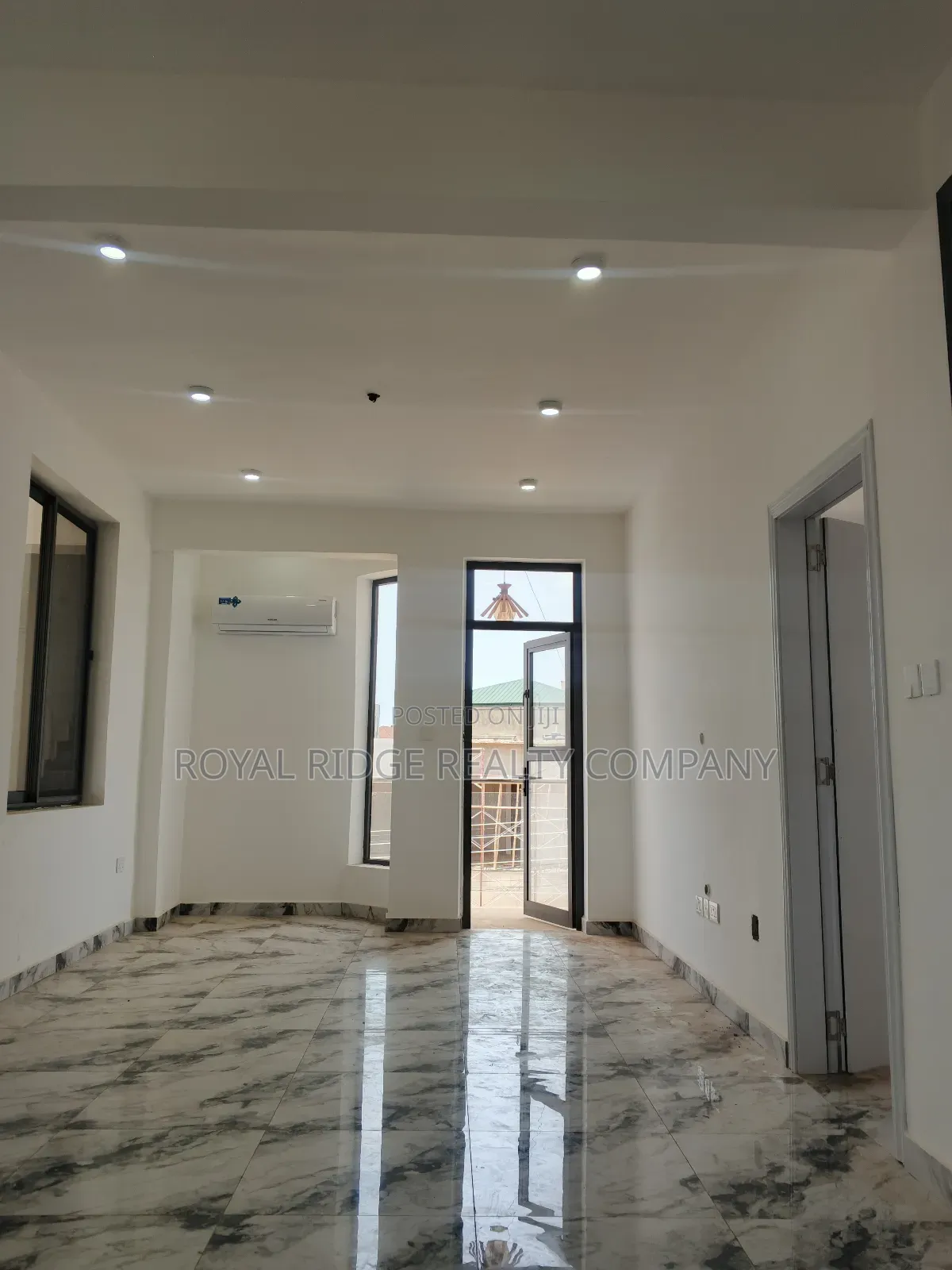 2bdrm Apartment in Burma Hills Close To, Accra Metropolitan for rent