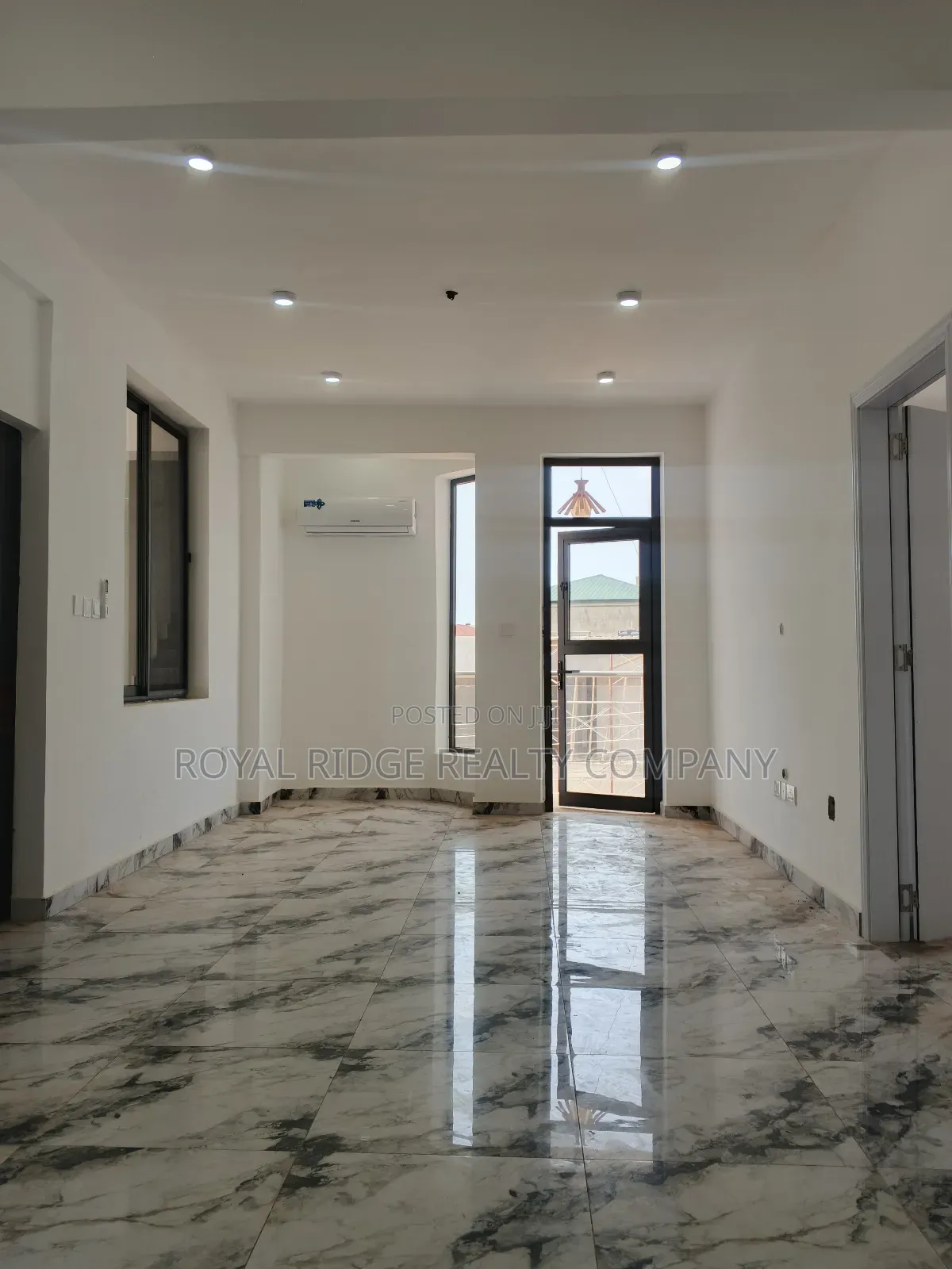 2bdrm Apartment in Burma Hills Close To, Accra Metropolitan for rent