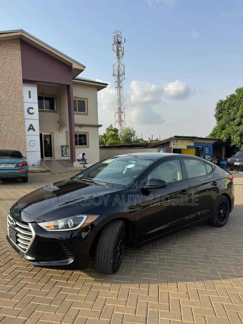 Hyundai Elantra 2017 Black