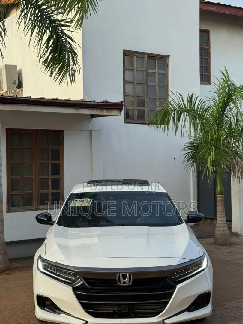 Honda Accord Sport 2.0T 2021 White
